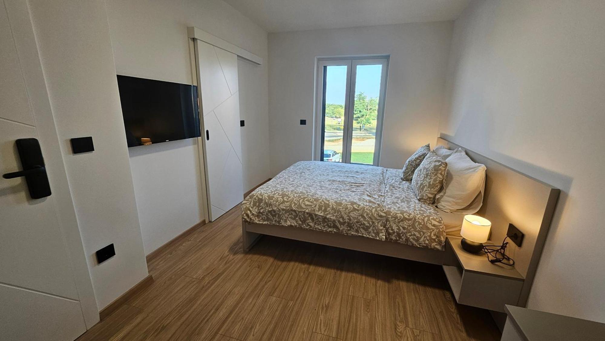 Richi Rooms & App Фунтана Экстерьер фото